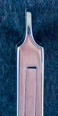 Orthodontic Instrument - angle tweed rectangular arch forming full tips closed side closeup image